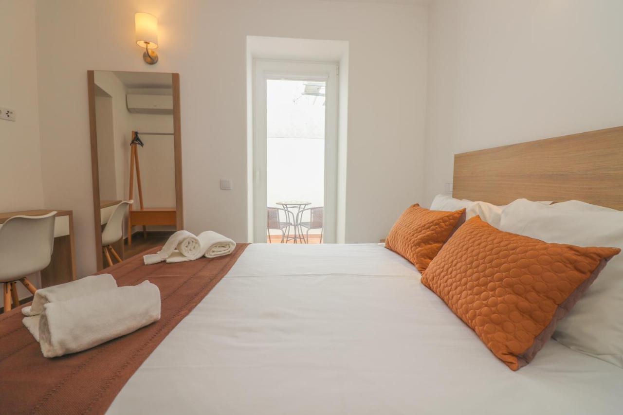 Little Break Guest House Lagos Bagian luar foto